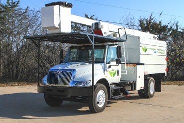 Modern Painting and Coatings lift truck Modern Painting and Coatings lift truck